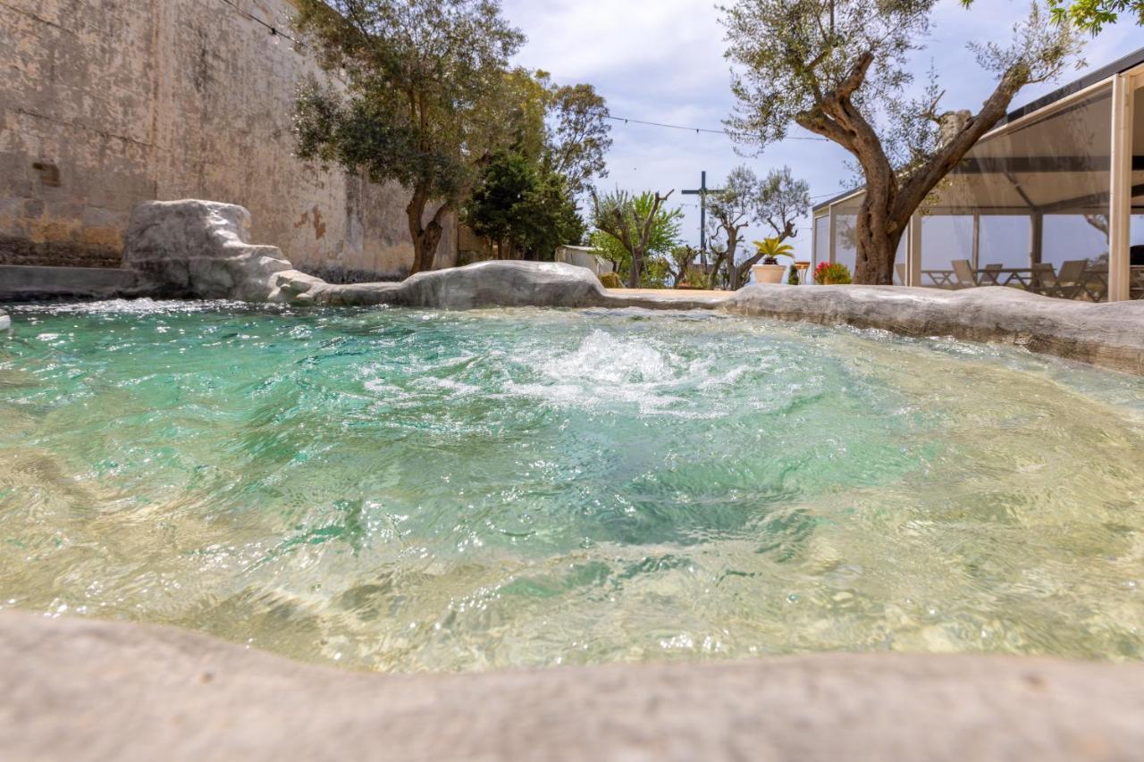 Bed and Breakfast Badia Del Casale Удженто Экстерьер фото