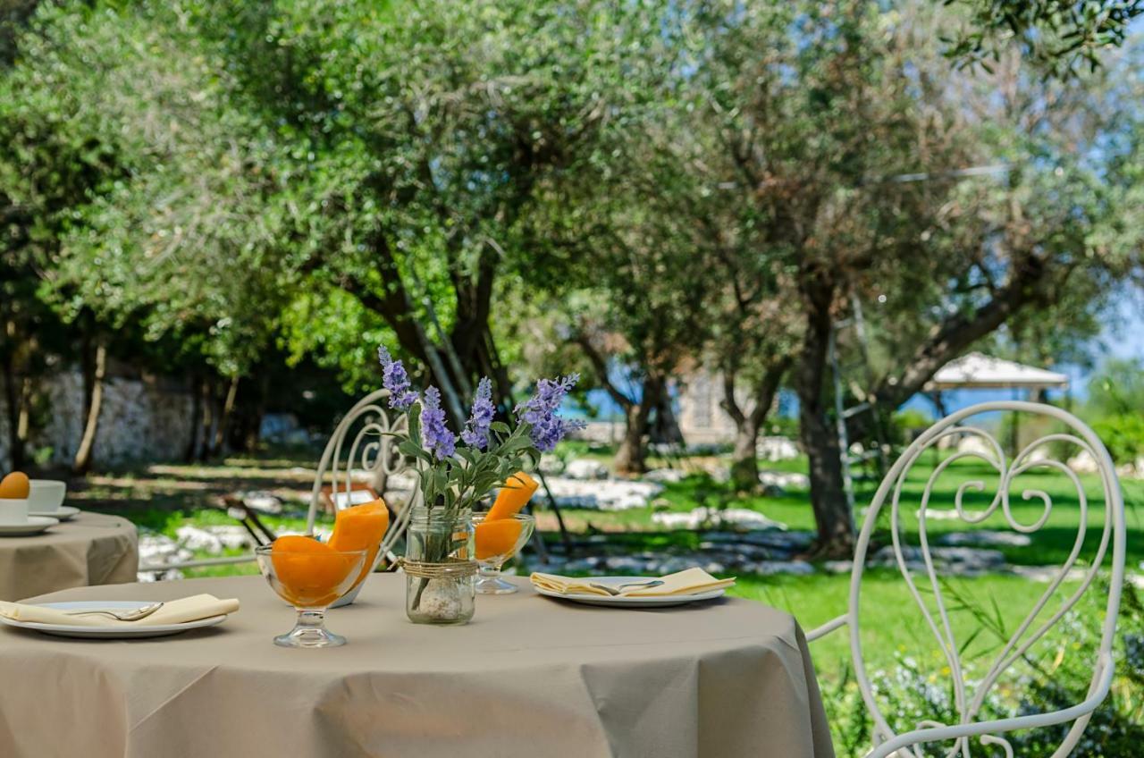 Bed and Breakfast Badia Del Casale Удженто Экстерьер фото